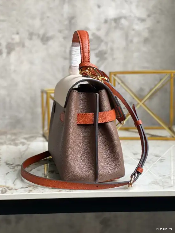 Frstbag ru BB VUITTON LOUIS EVER LOCKME 0413